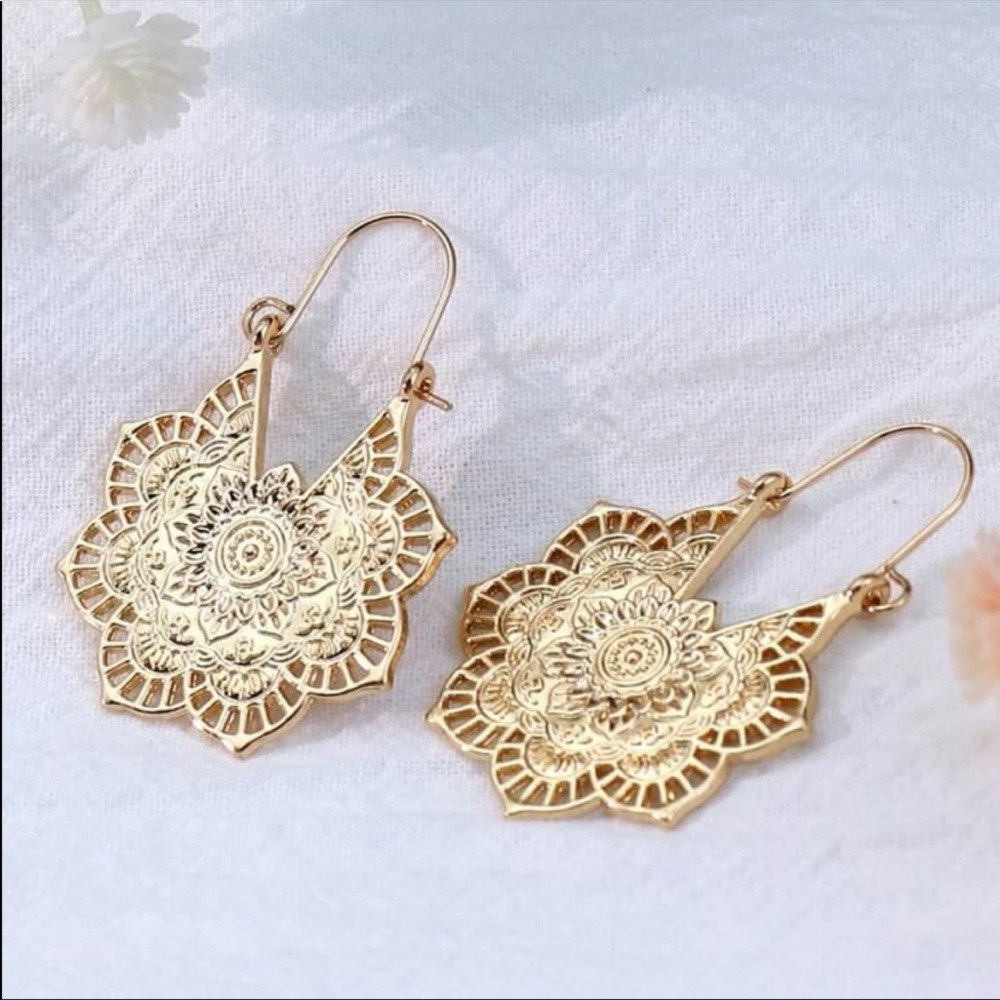 Mandala Filigree Yellow Gold Boho Hoops (72) - Picture 1 of 3